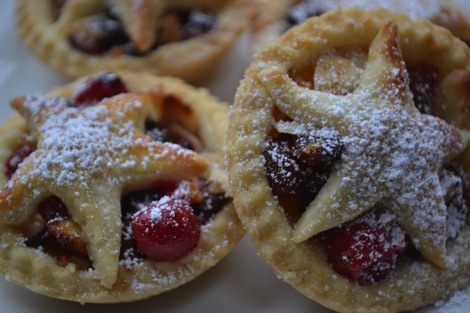 Cranberry mince pies